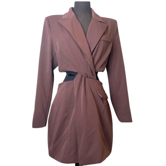 Showpo Cut Out Twist Front Blazer and Skirt Dress Outfit US size 10 / Aus 14 - Picture 1 of 16